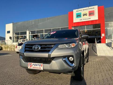 TOYOTA HILUX SW4 SR 4X2 2.7 AUT