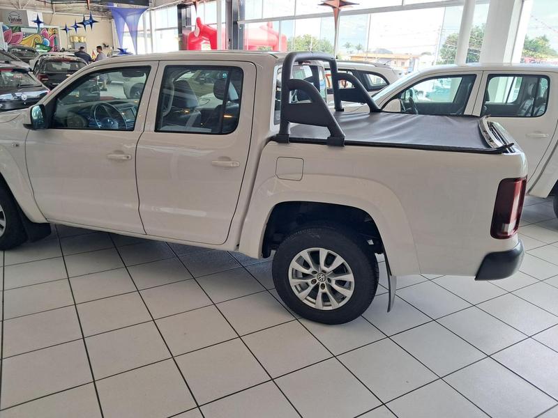 Volkswagen Amarok Comfor Cd 2.0 TDI 4X4 Dies Automático - foto 2