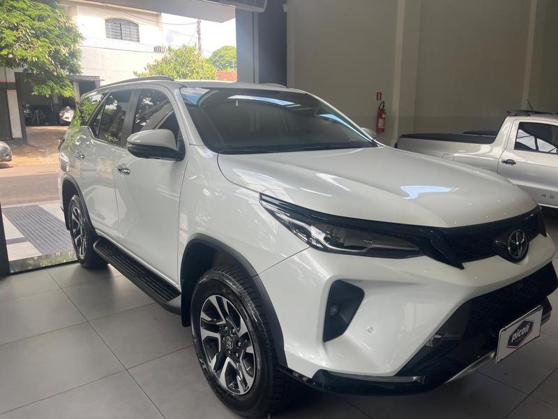 Toyota SW4 Hilux Swsrxa4rd 2024 Maring Parana - foto 6