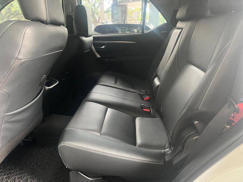 Toyota SW4 Hilux Swsrxa4rd 2024 Maring Parana - foto 7