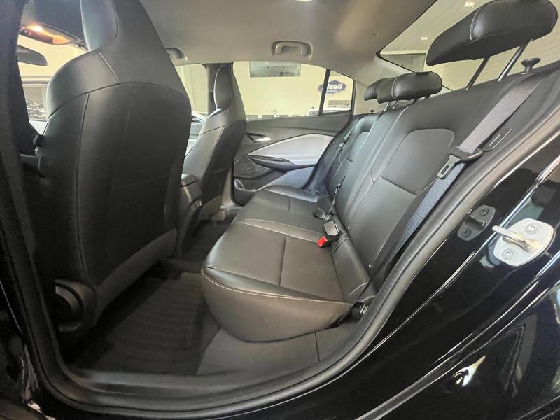 Chevrolet Onix Plus 10tat - foto 7