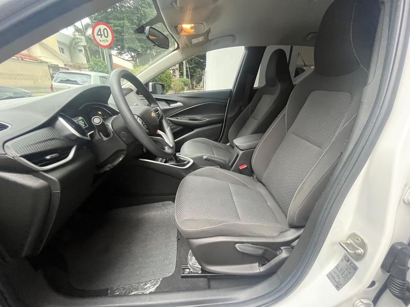 Chevrolet Onix Plus 10tmt LTZ - foto 8