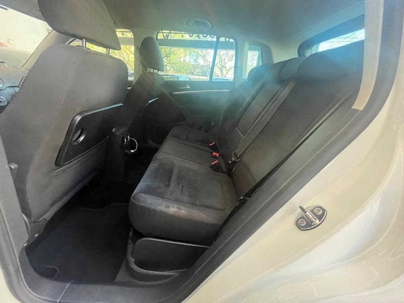 Volkswagen Tiguan 2.0 tsi - foto 9