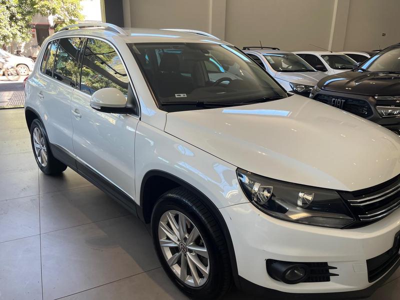 Volkswagen Tiguan 2.0 tsi - foto 2