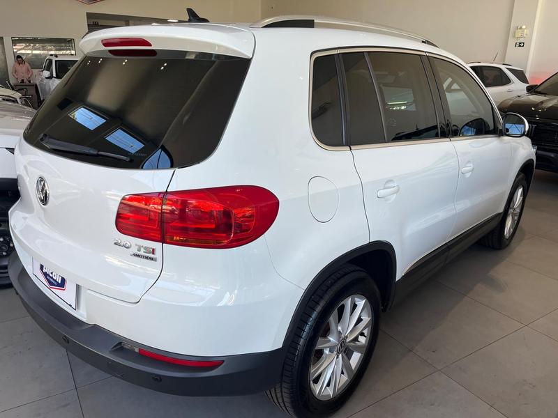 Volkswagen Tiguan 2.0 tsi - foto 5