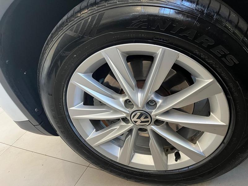 Volkswagen Tiguan 2.0 tsi - foto 7