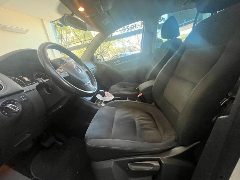 Volkswagen Tiguan 2.0 tsi - foto 8