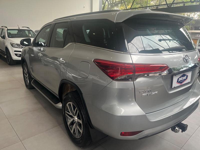 Toyota SW4 Hilux Swsrxa4fd 2017 Maring Parana - foto 3