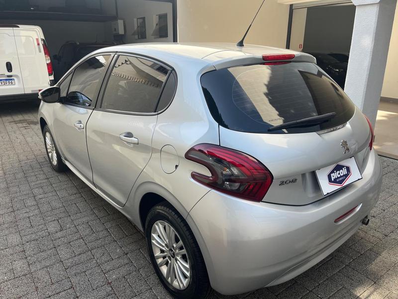 Peugeot 208 Act Pack Mt - foto 3