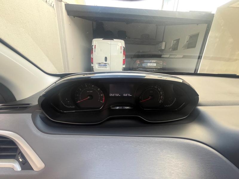 Peugeot 208 Act Pack Mt - foto 10