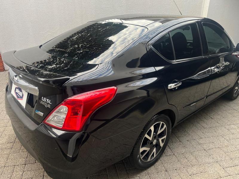 Nissan Versa 16uniquecvt - foto 5