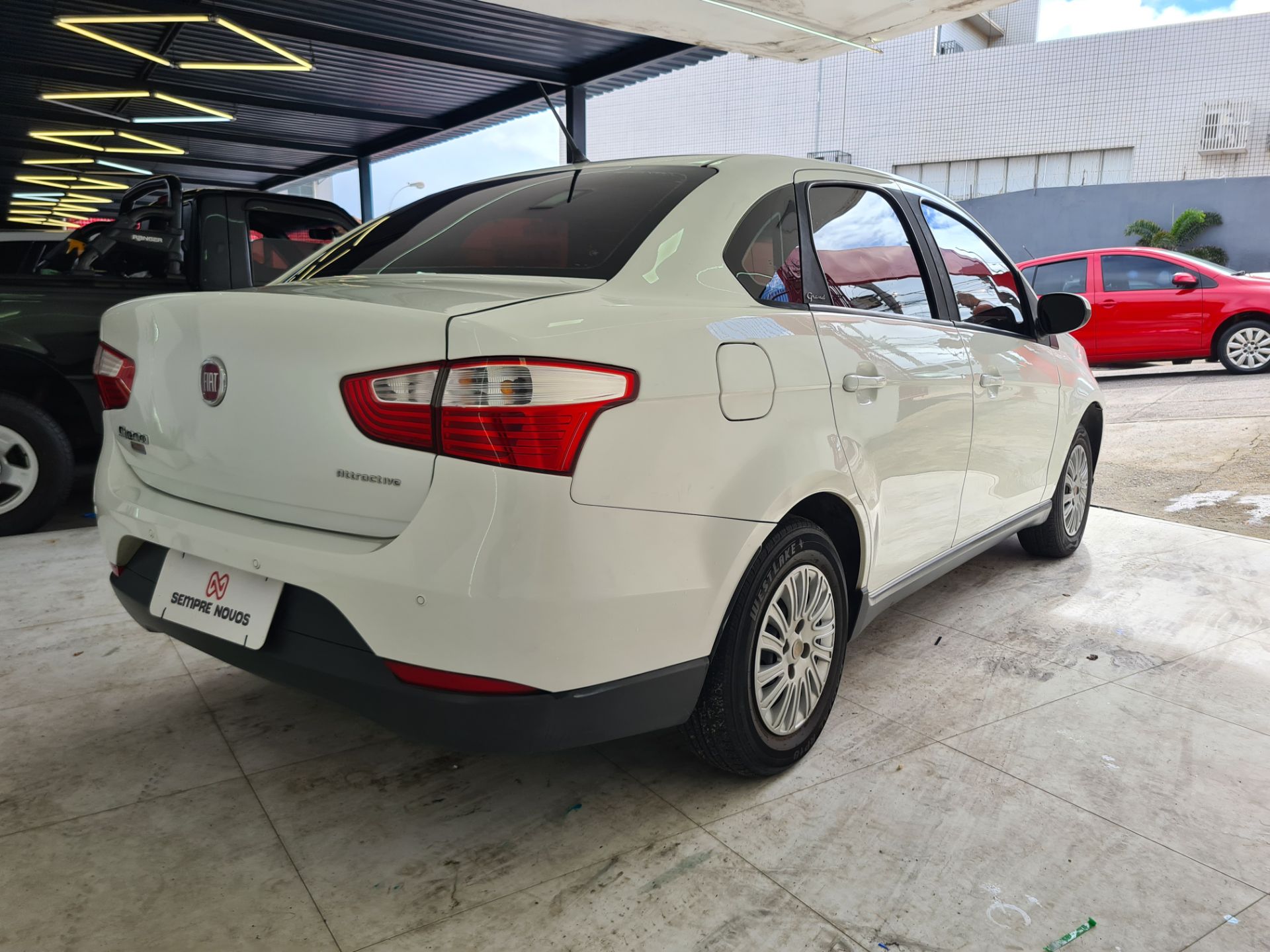 FIAT siena attract 1.0