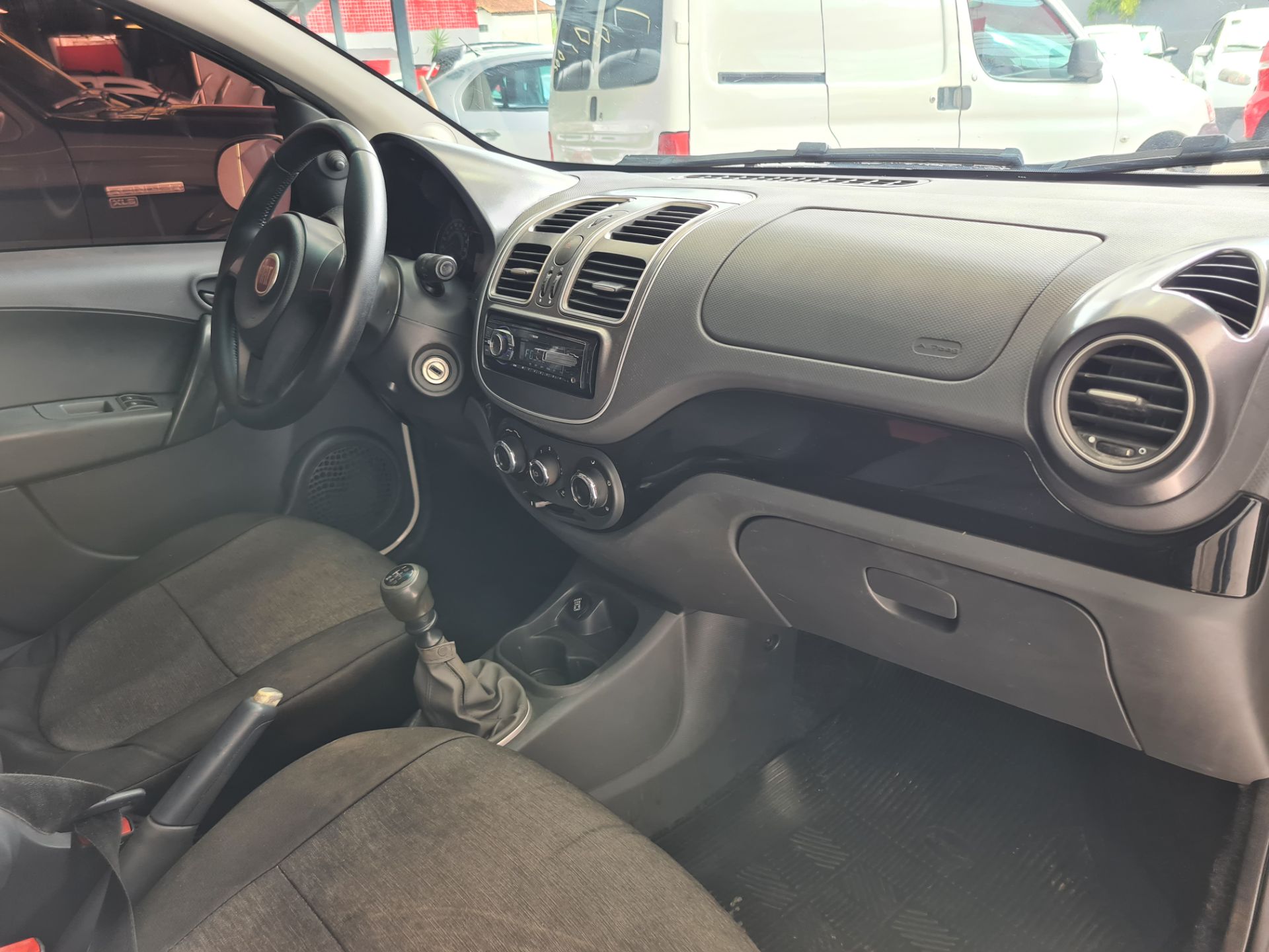 FIAT siena attract 1.0