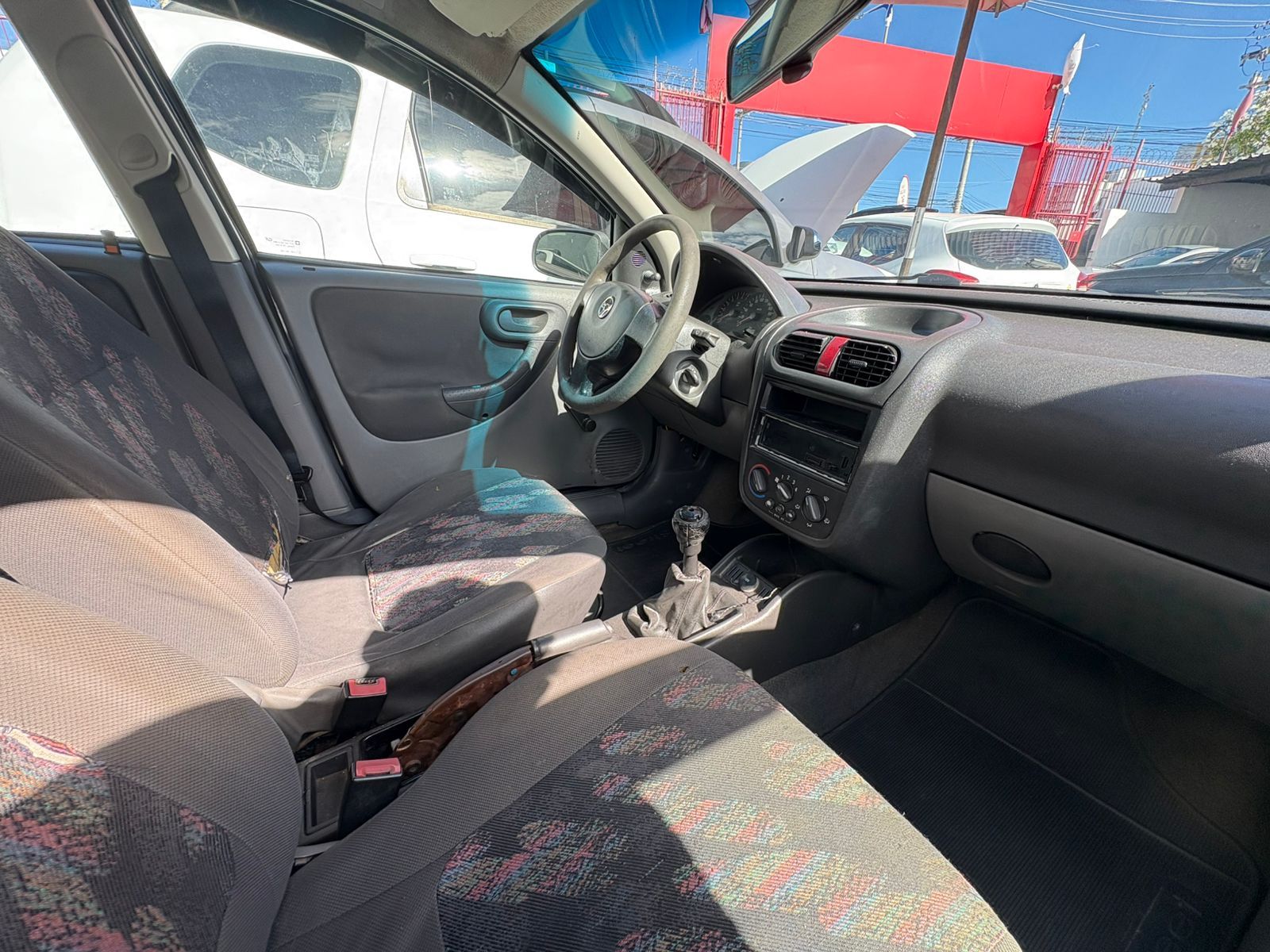 CHEVROLET corsa sedan