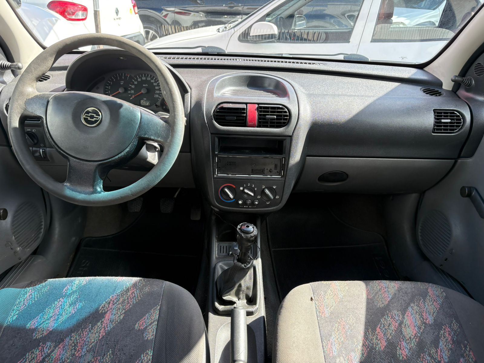 CHEVROLET corsa sedan