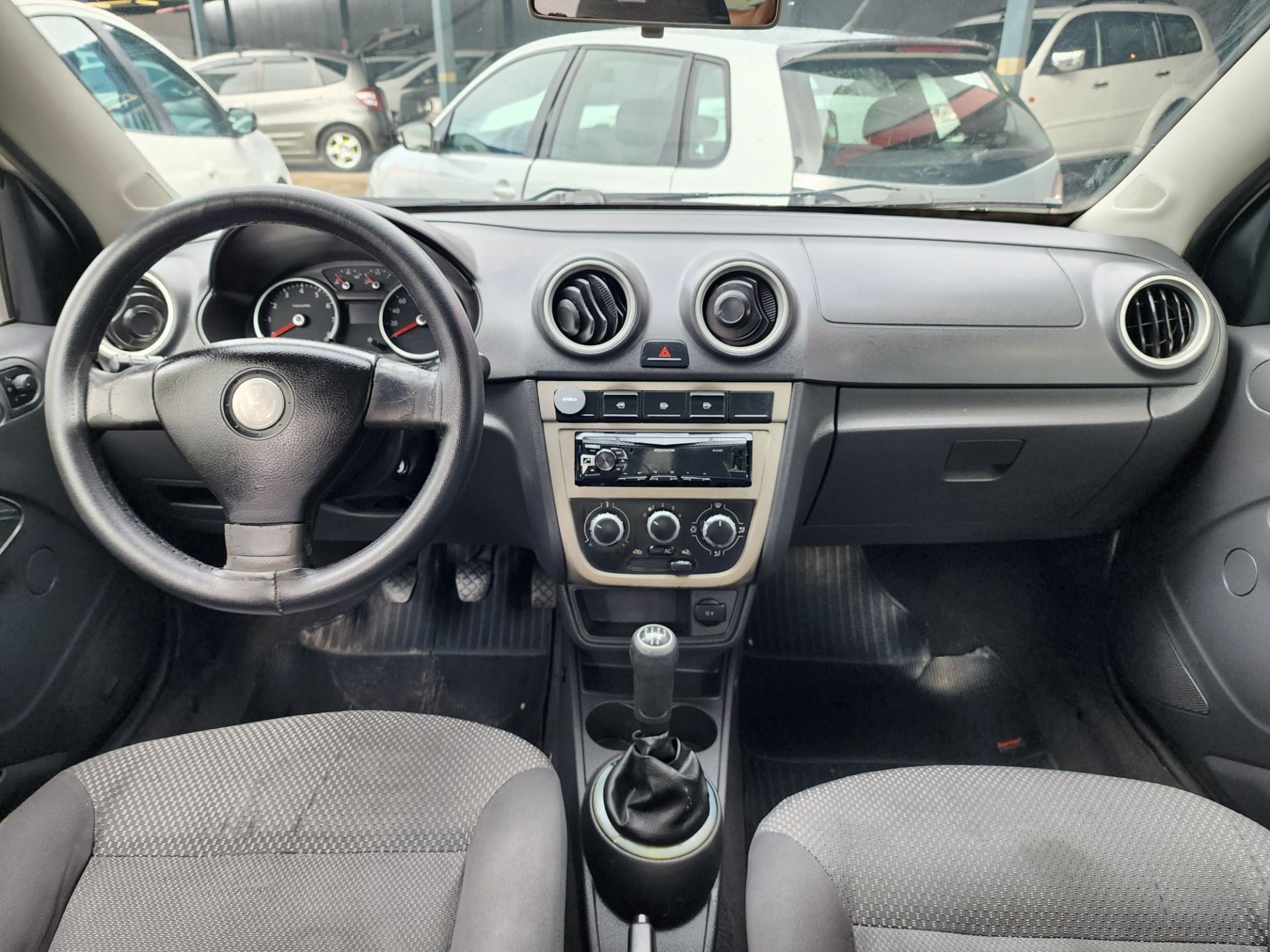 VOLKSWAGEN voyage 1.0