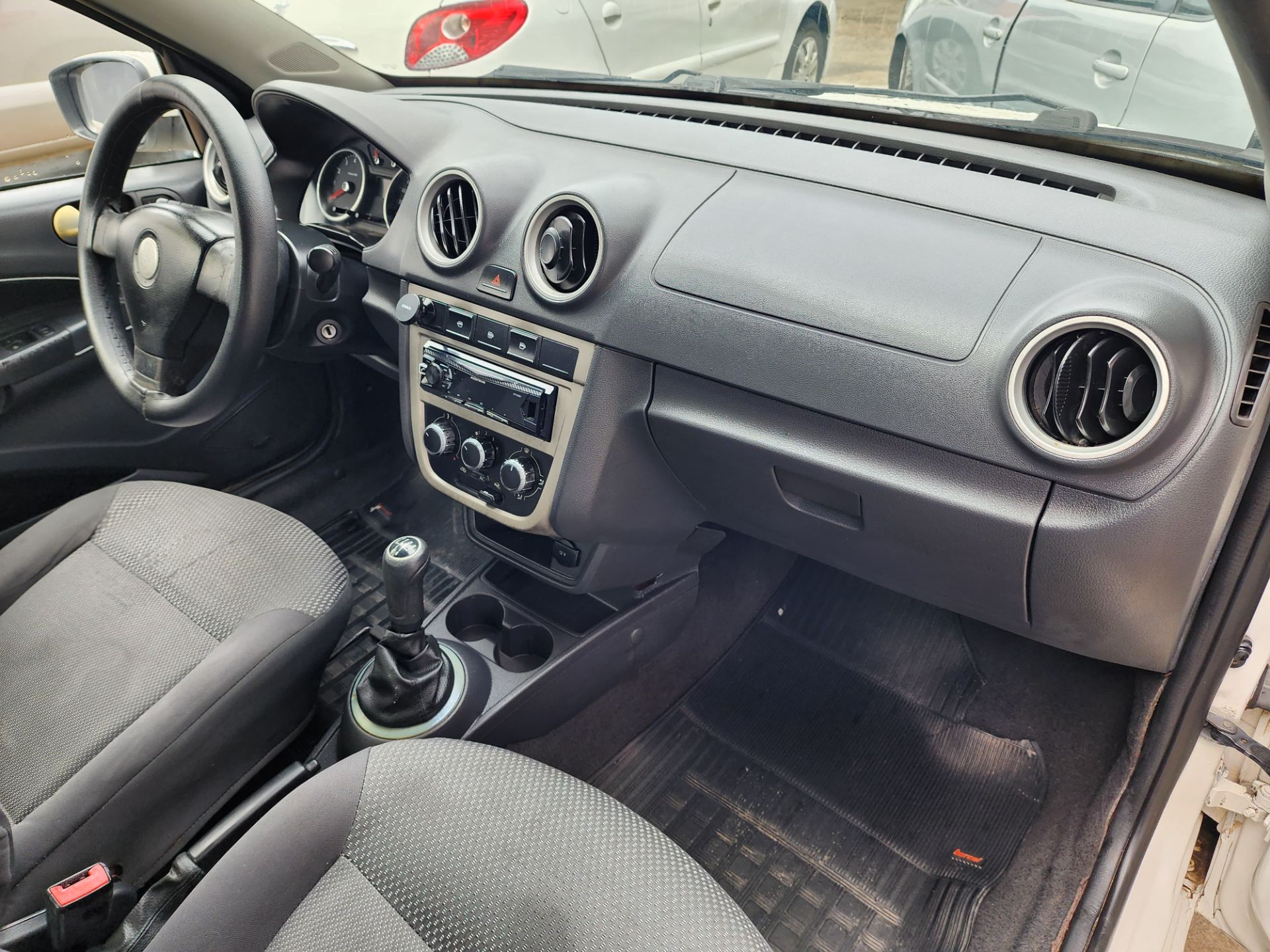VOLKSWAGEN voyage 1.0