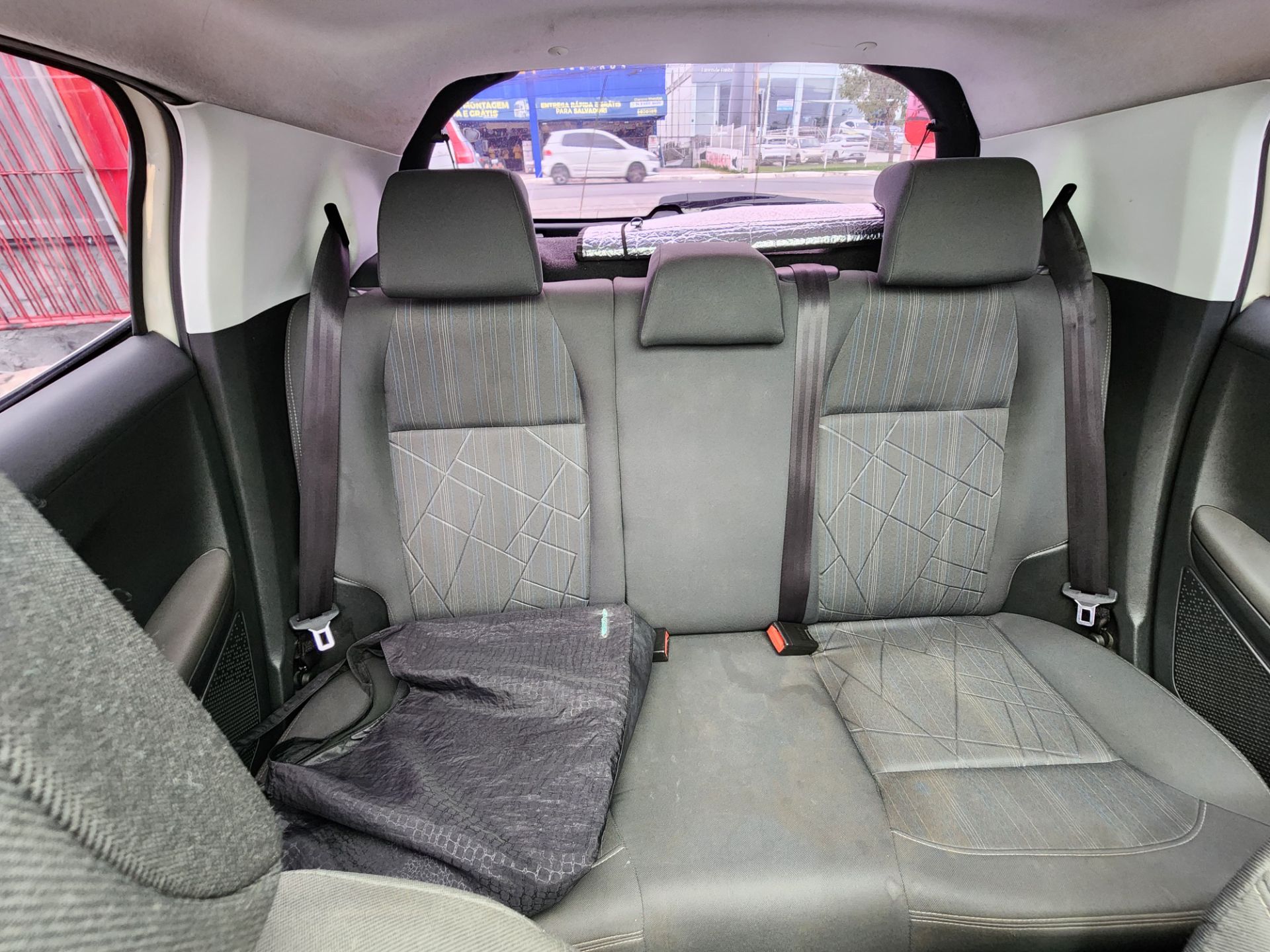 PEUGEOT 208 griffe a