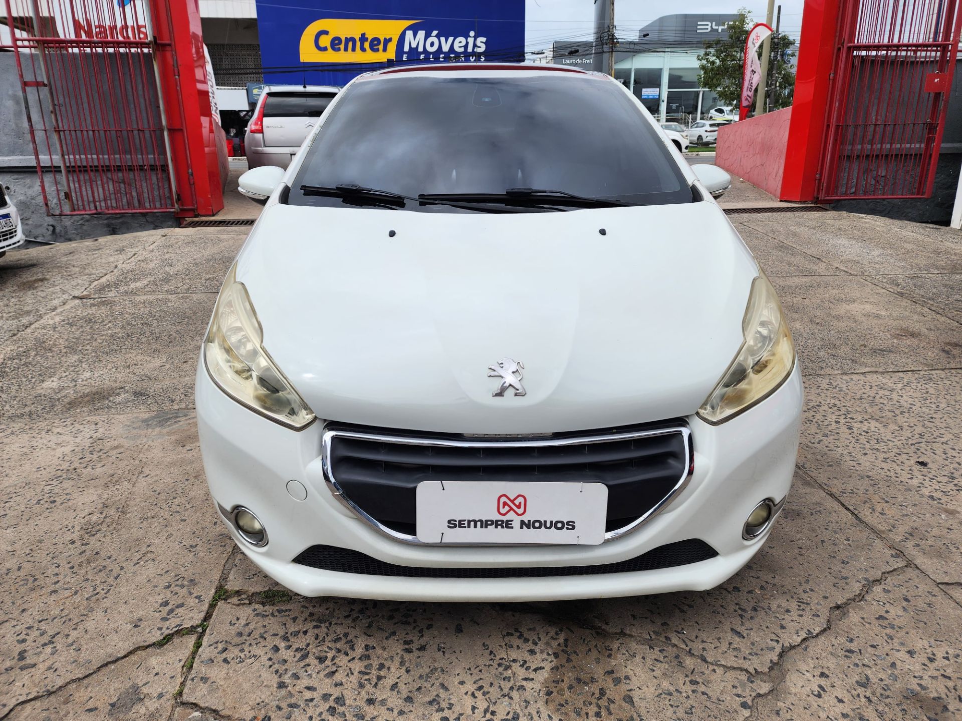 PEUGEOT 208 griffe a