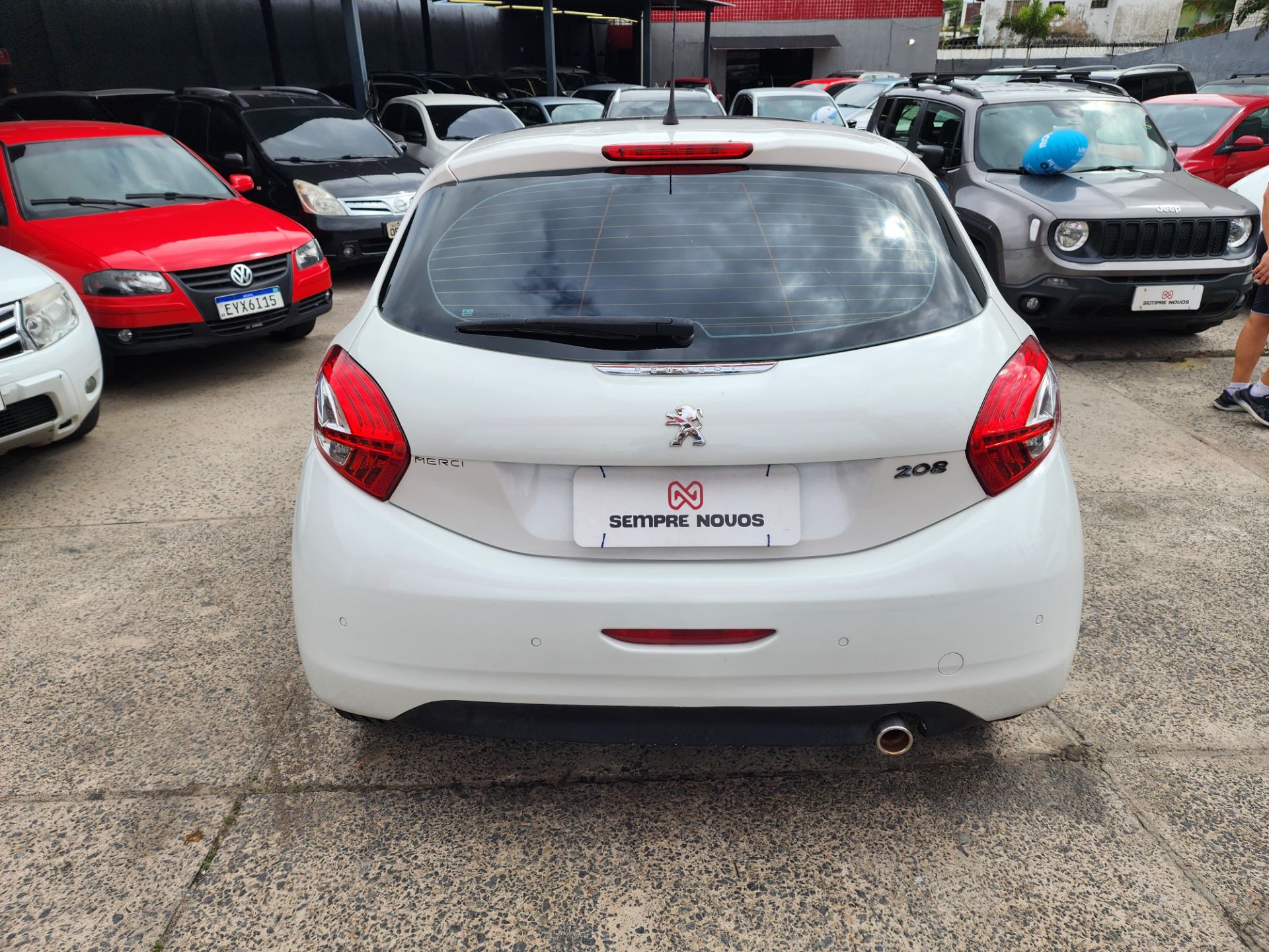 PEUGEOT 208 griffe a