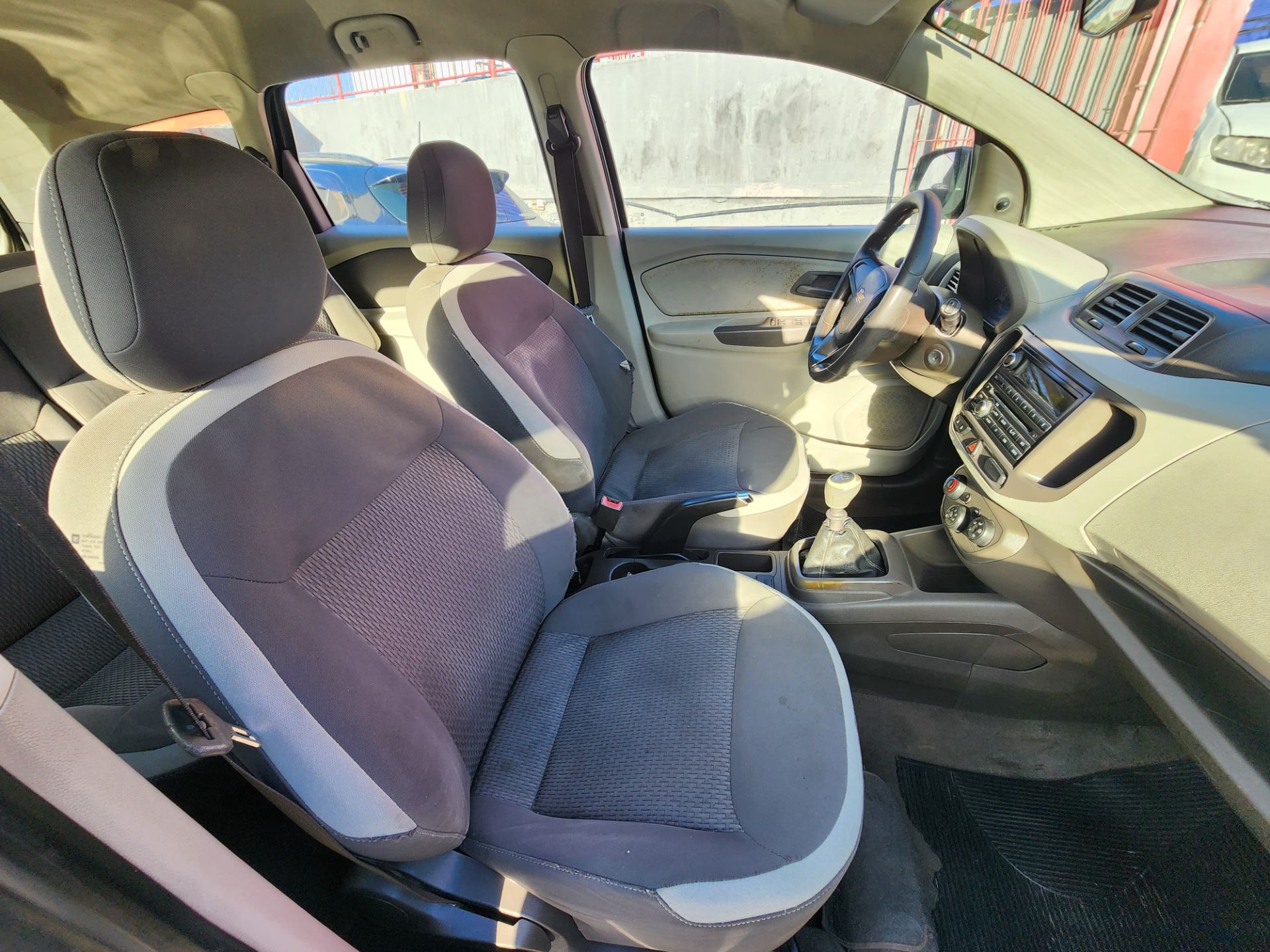 CHEVROLET spin 1.8l mt lt