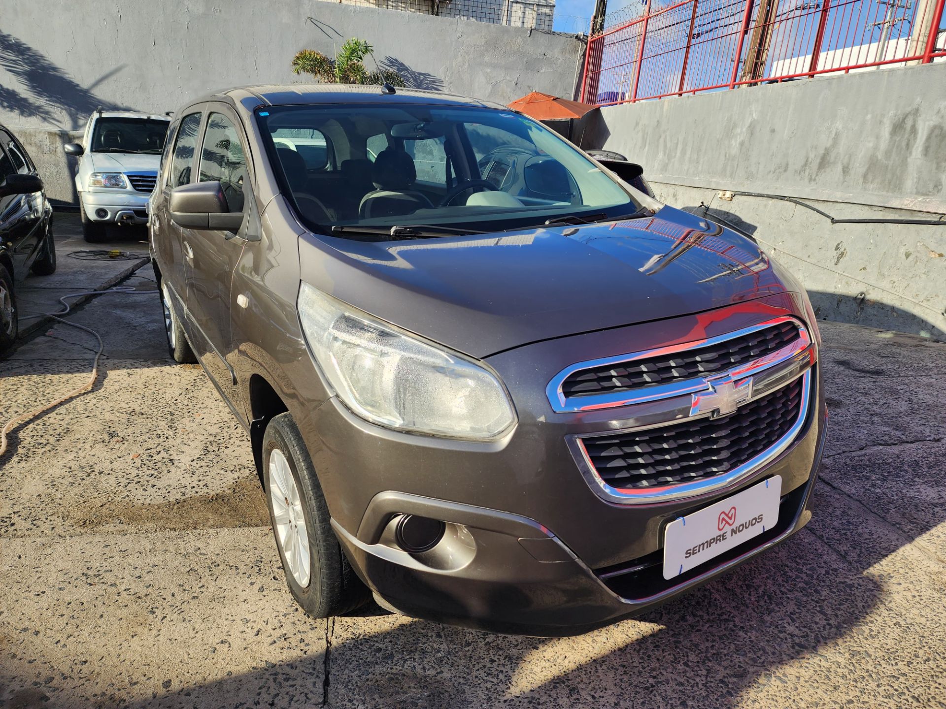 CHEVROLET spin 1.8l mt lt