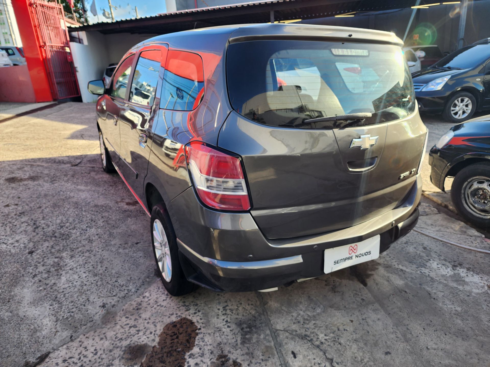 CHEVROLET spin 1.8l mt lt