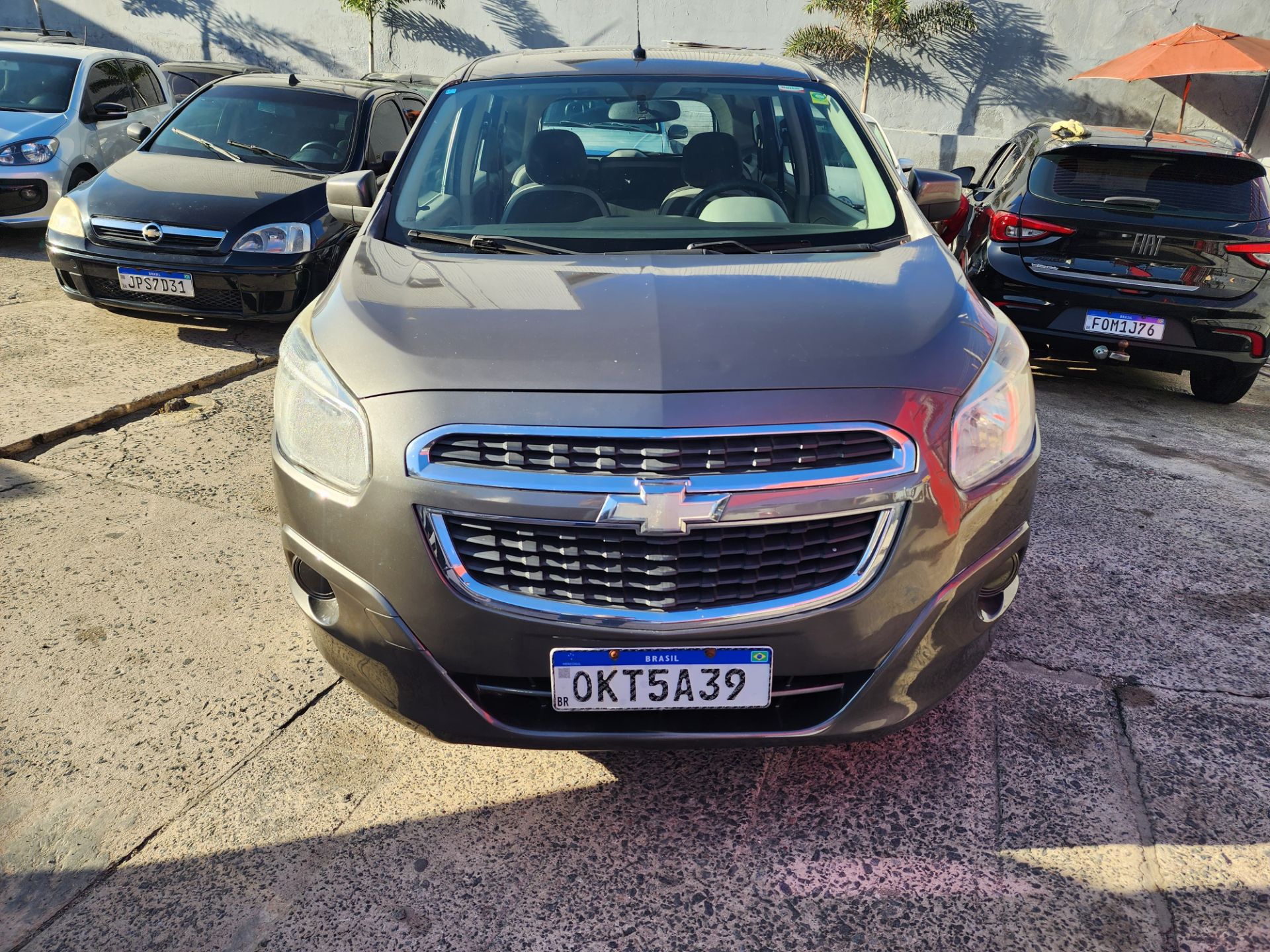 CHEVROLET spin 1.8l mt lt