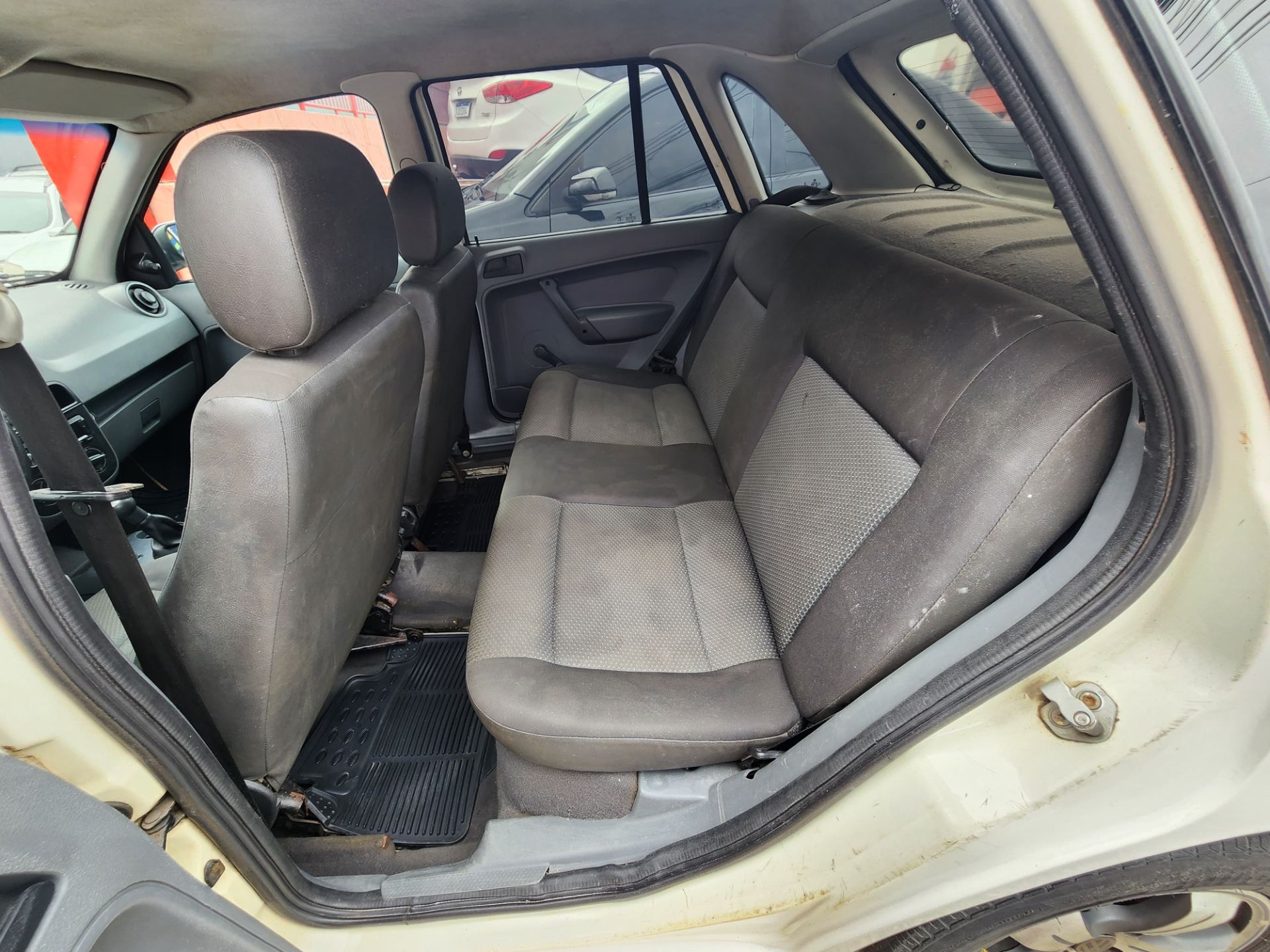 VOLKSWAGEN gol 1.0 giv