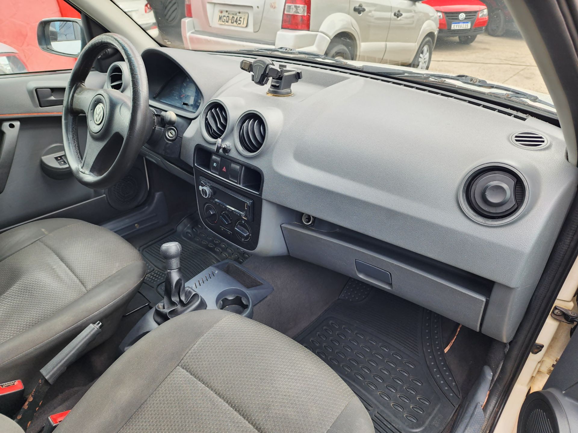VOLKSWAGEN gol 1.0 giv