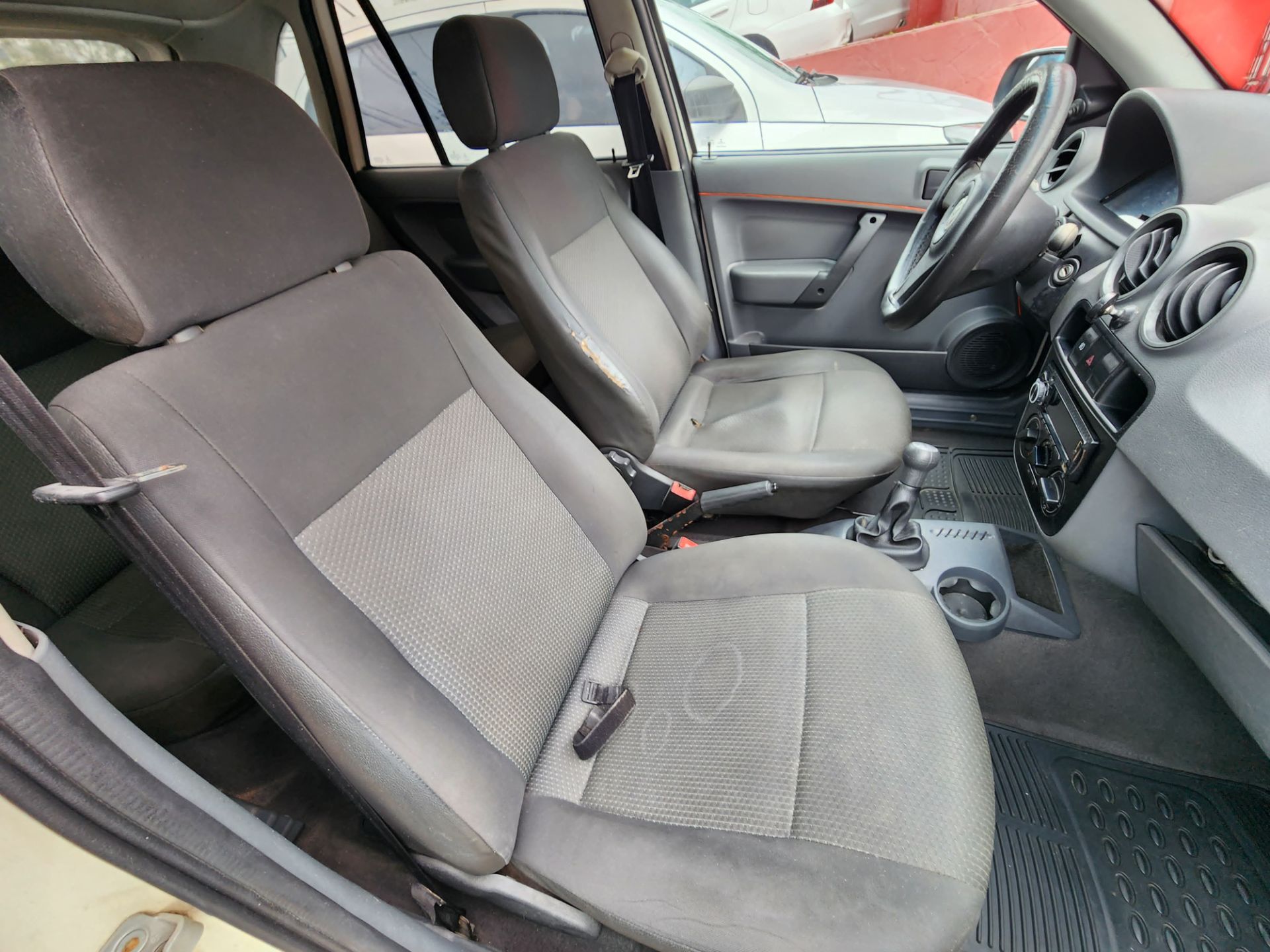 VOLKSWAGEN gol 1.0 giv