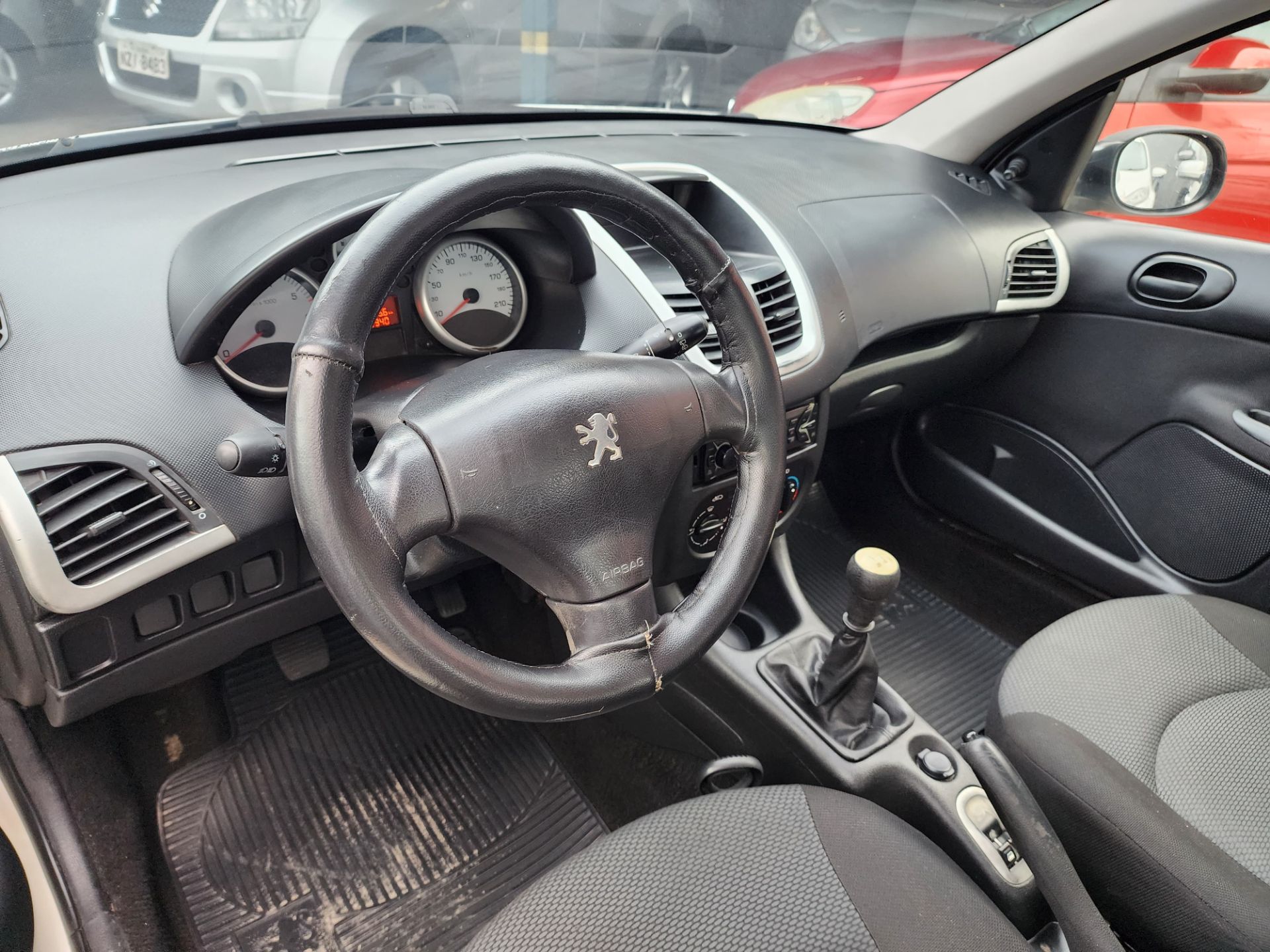 PEUGEOT 207 hb active