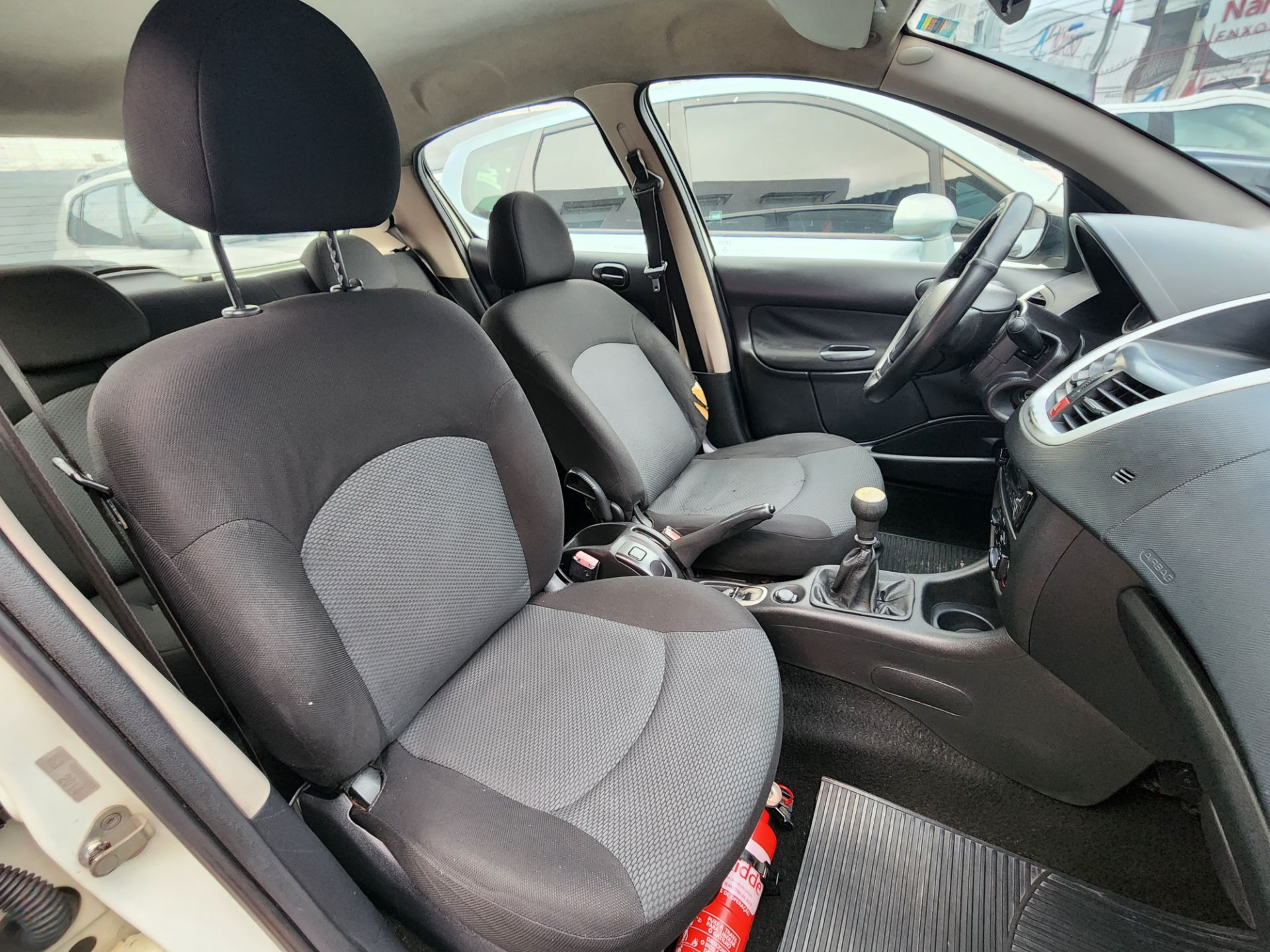 PEUGEOT 207 hb active