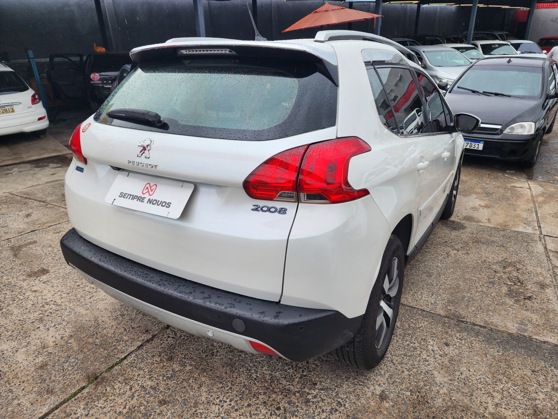 PEUGEOT 2008 griffe at