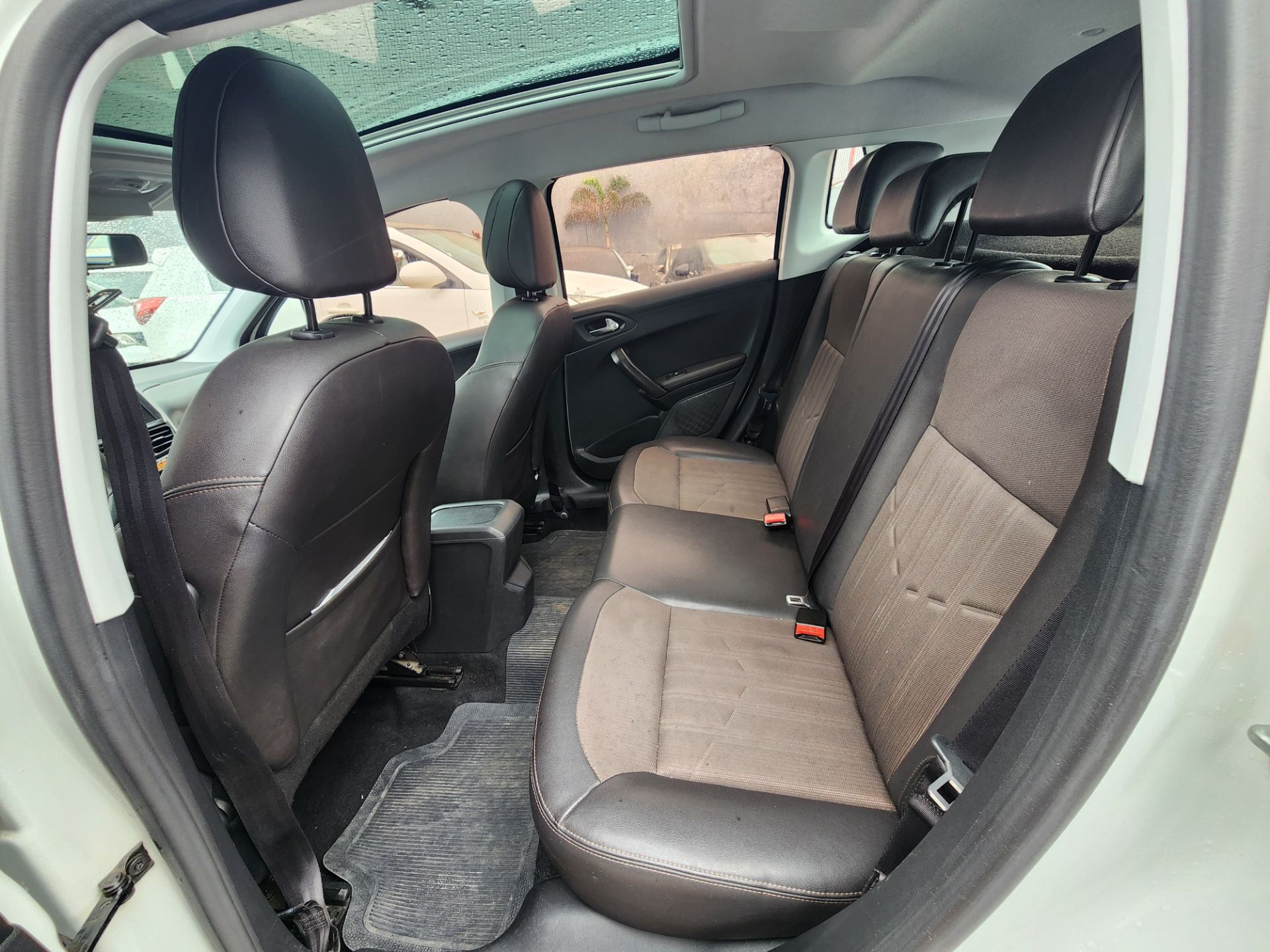 PEUGEOT 2008 griffe at