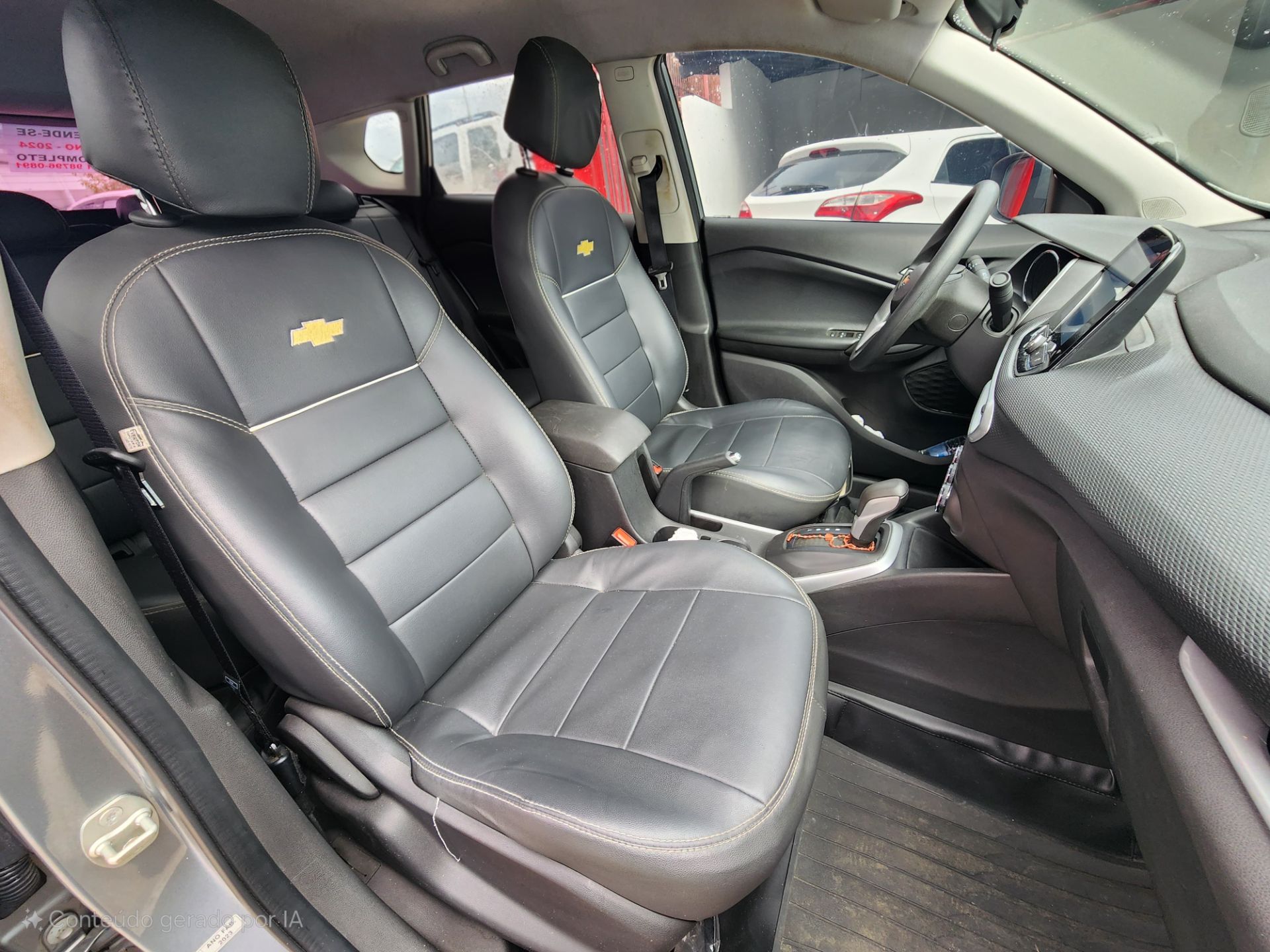 CHEVROLET tracker t a lt