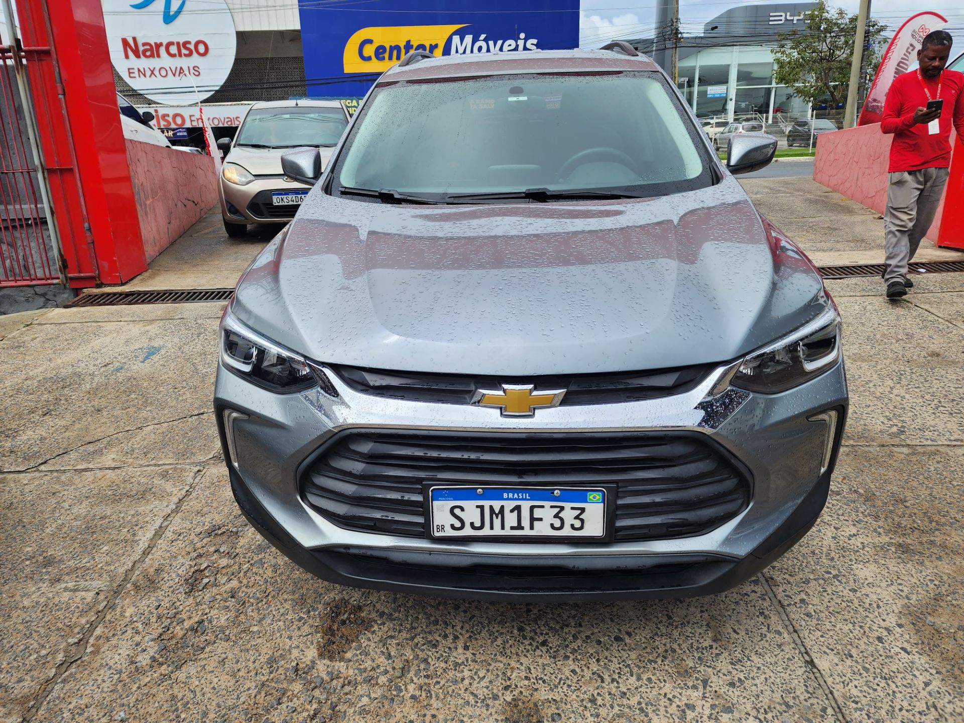 CHEVROLET tracker t a lt