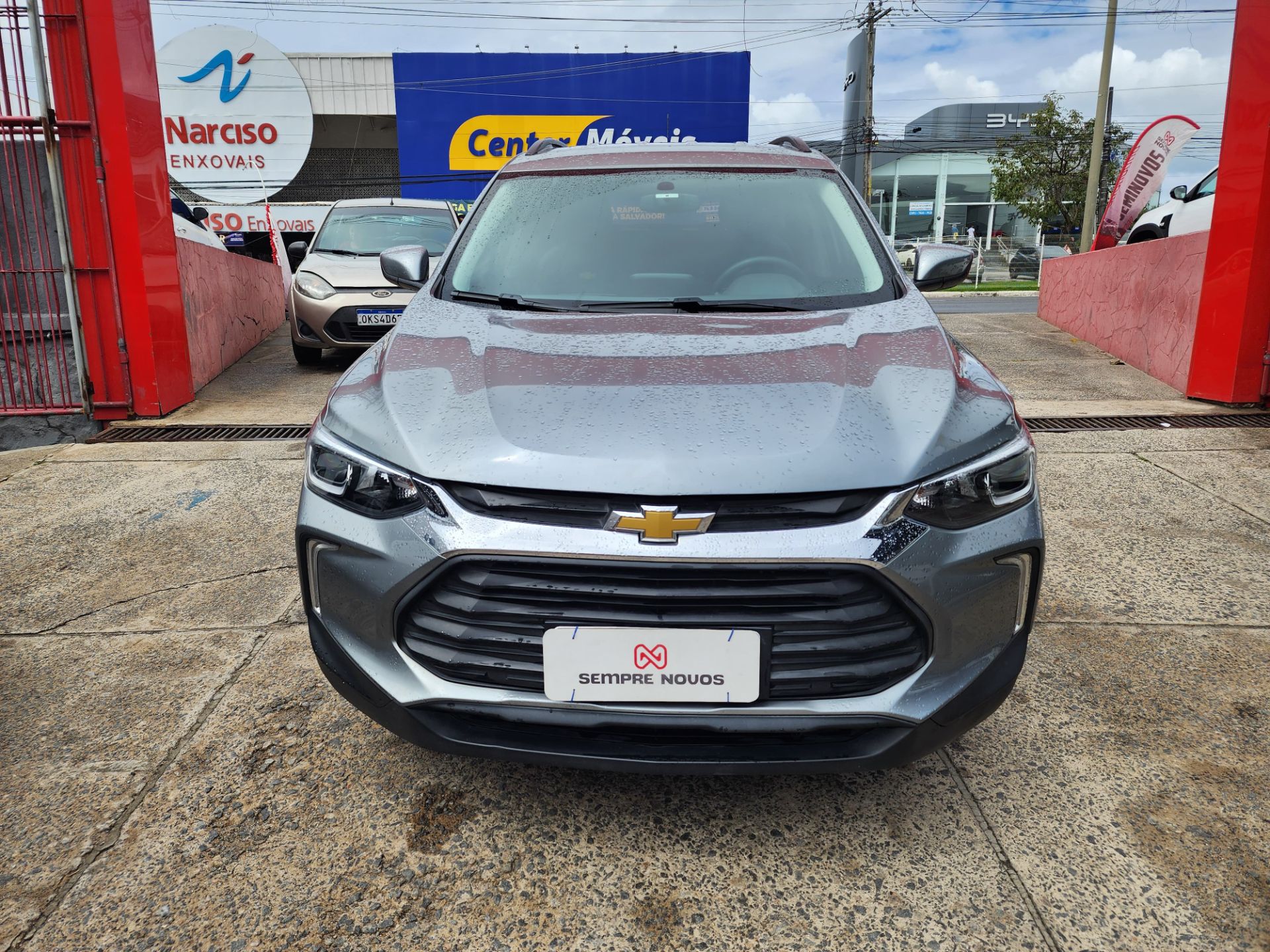CHEVROLET tracker t a lt