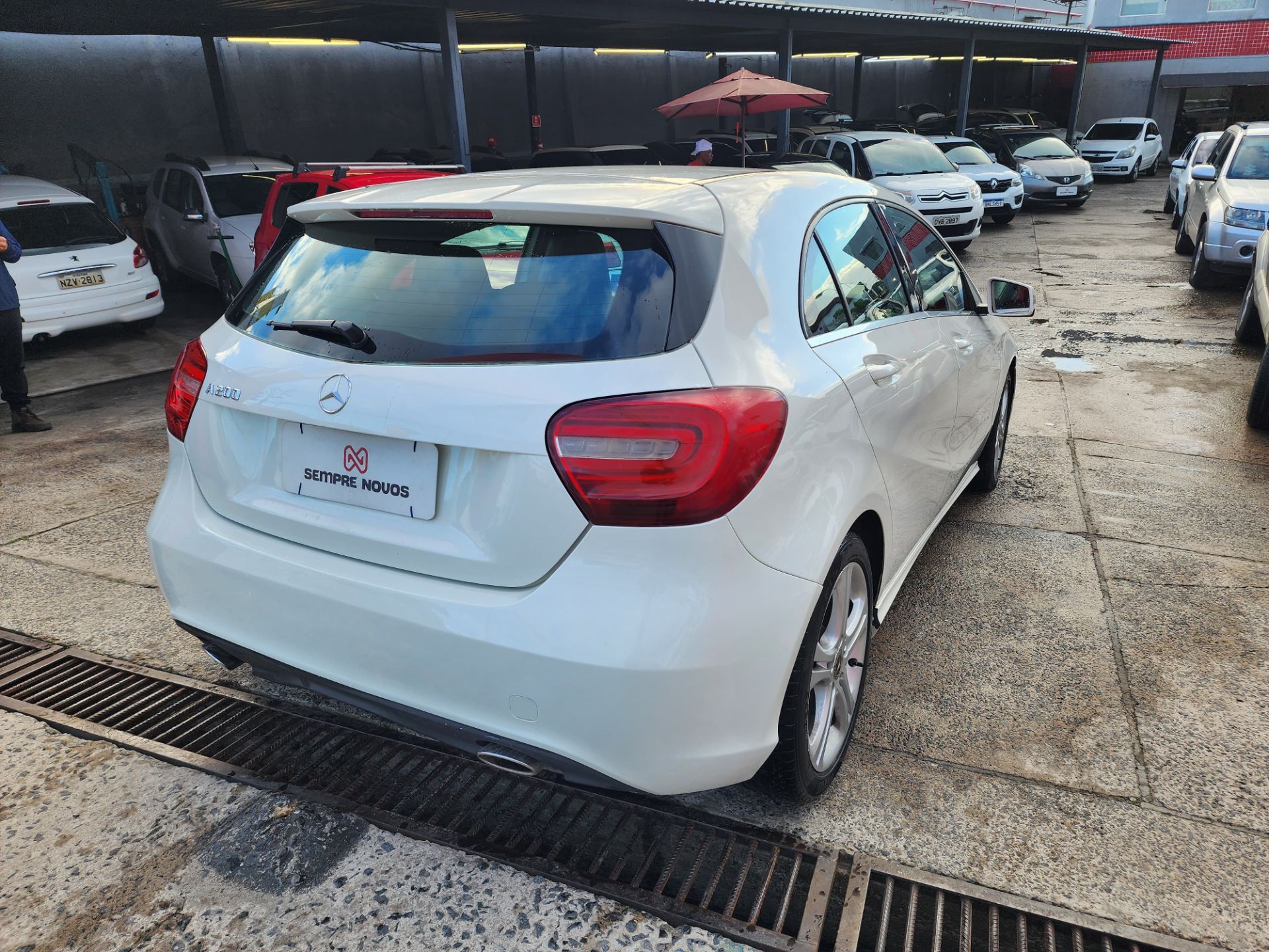 MERCEDES-BENZ a200turbo