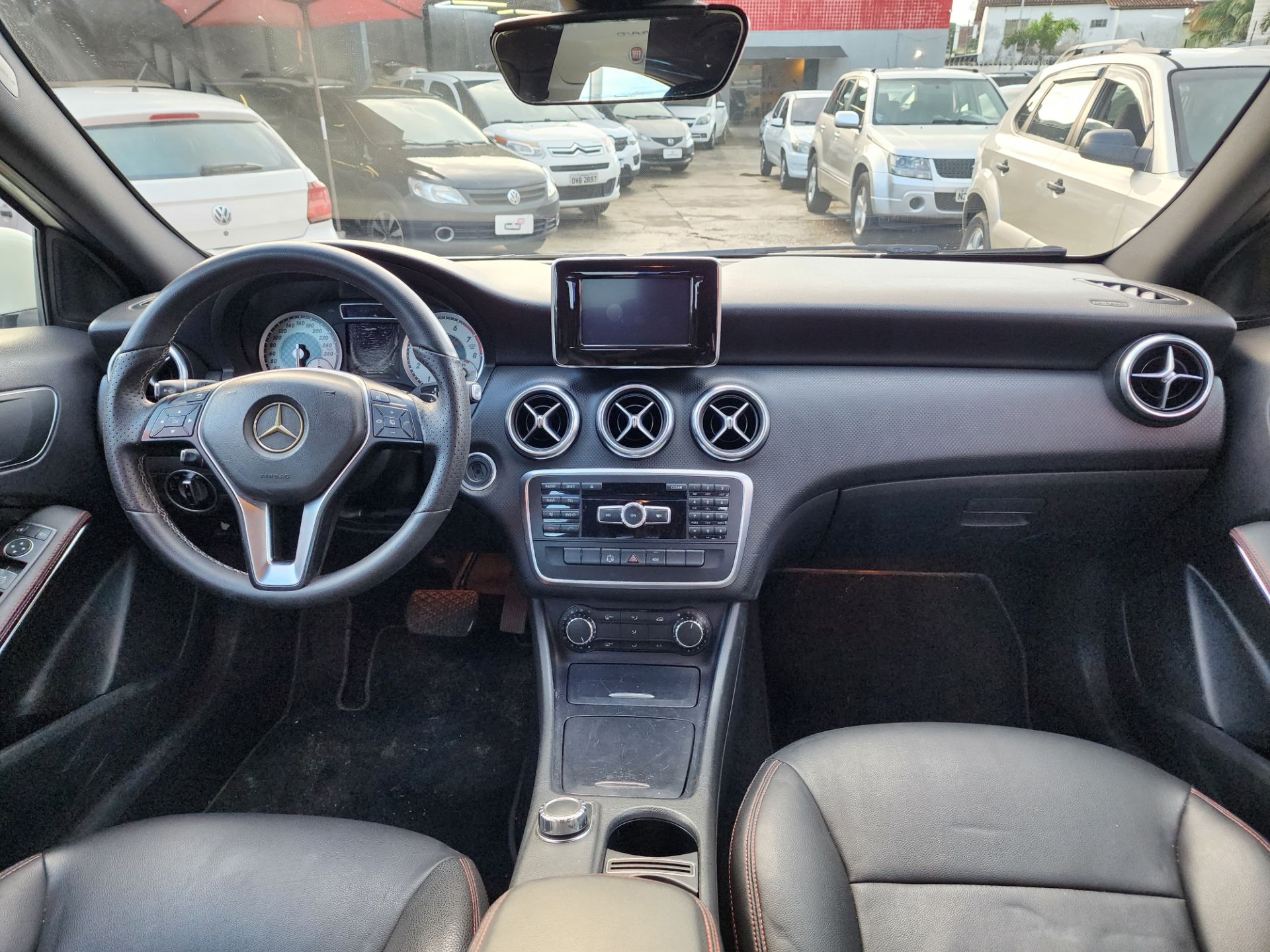MERCEDES-BENZ a200turbo