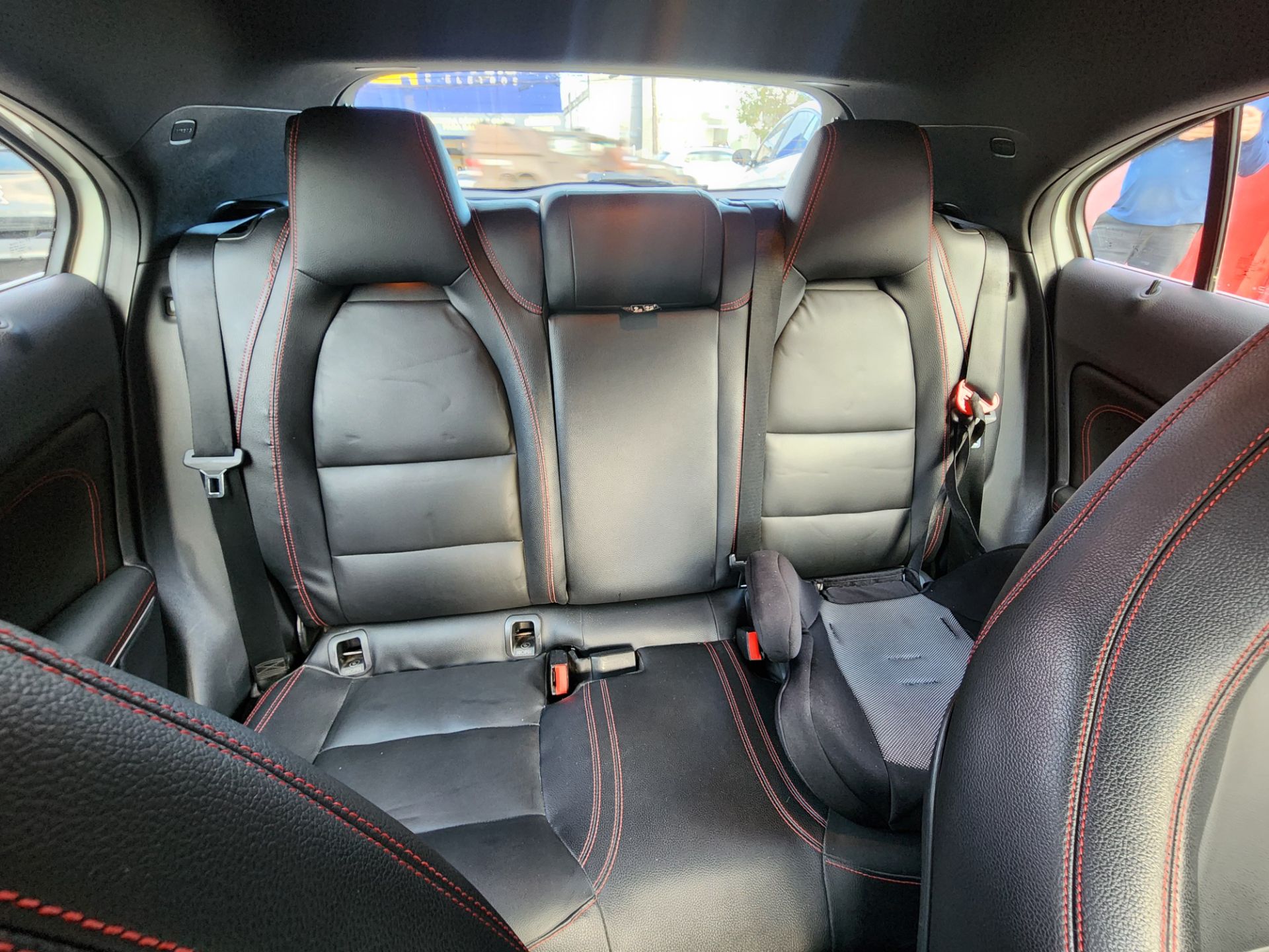 MERCEDES-BENZ a200turbo