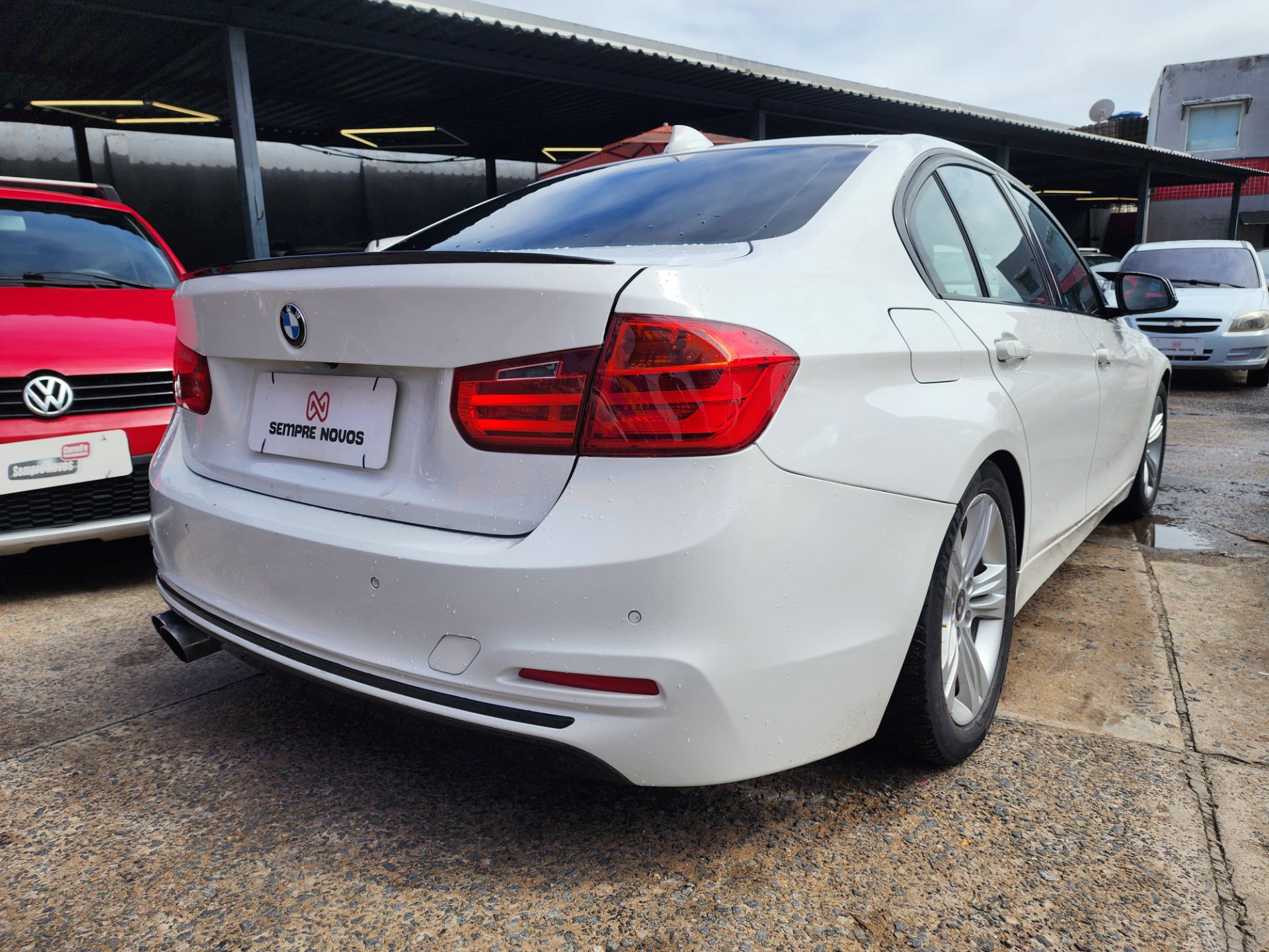 BMW 320i 3b11