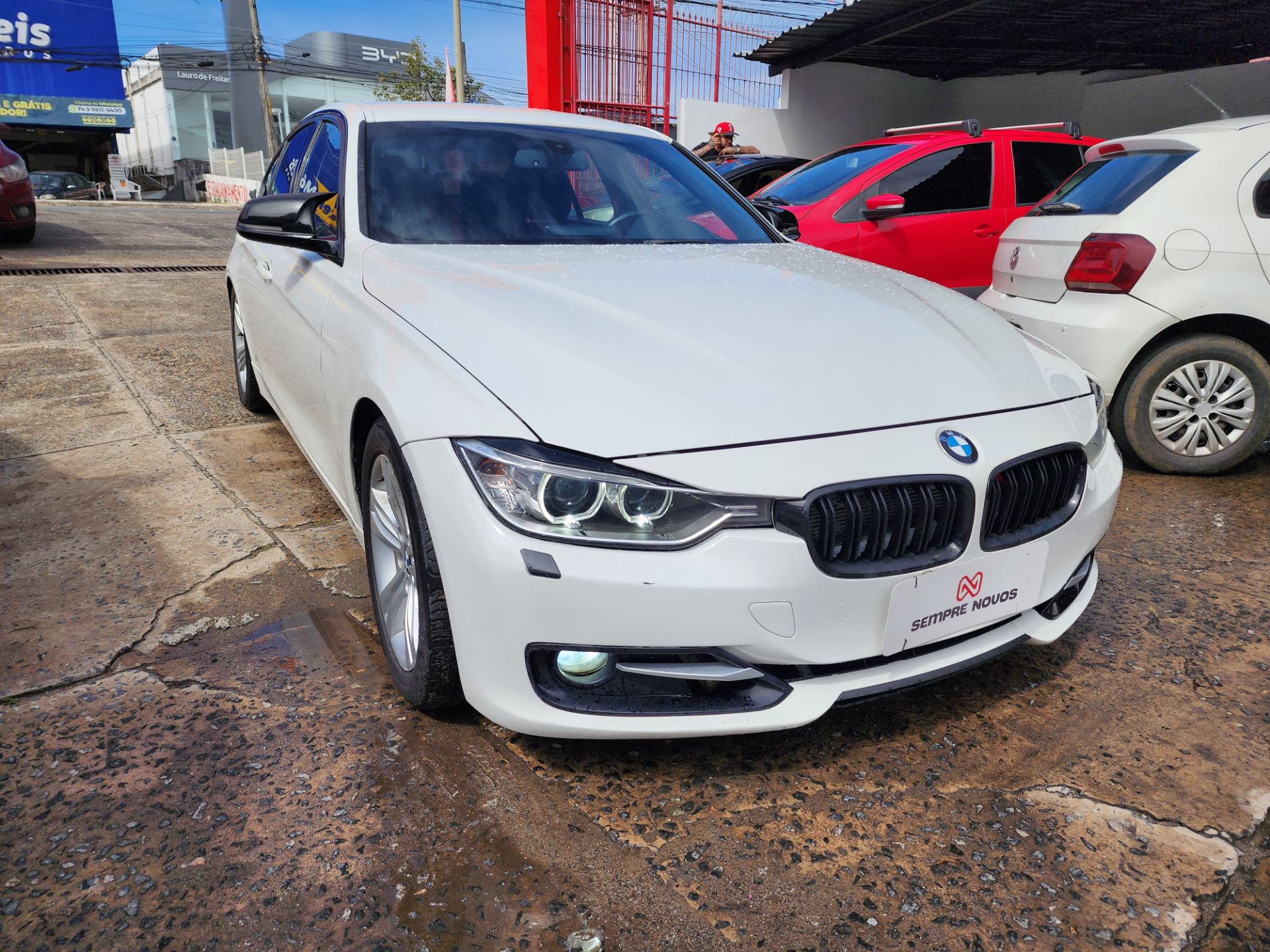 BMW 320i 3b11