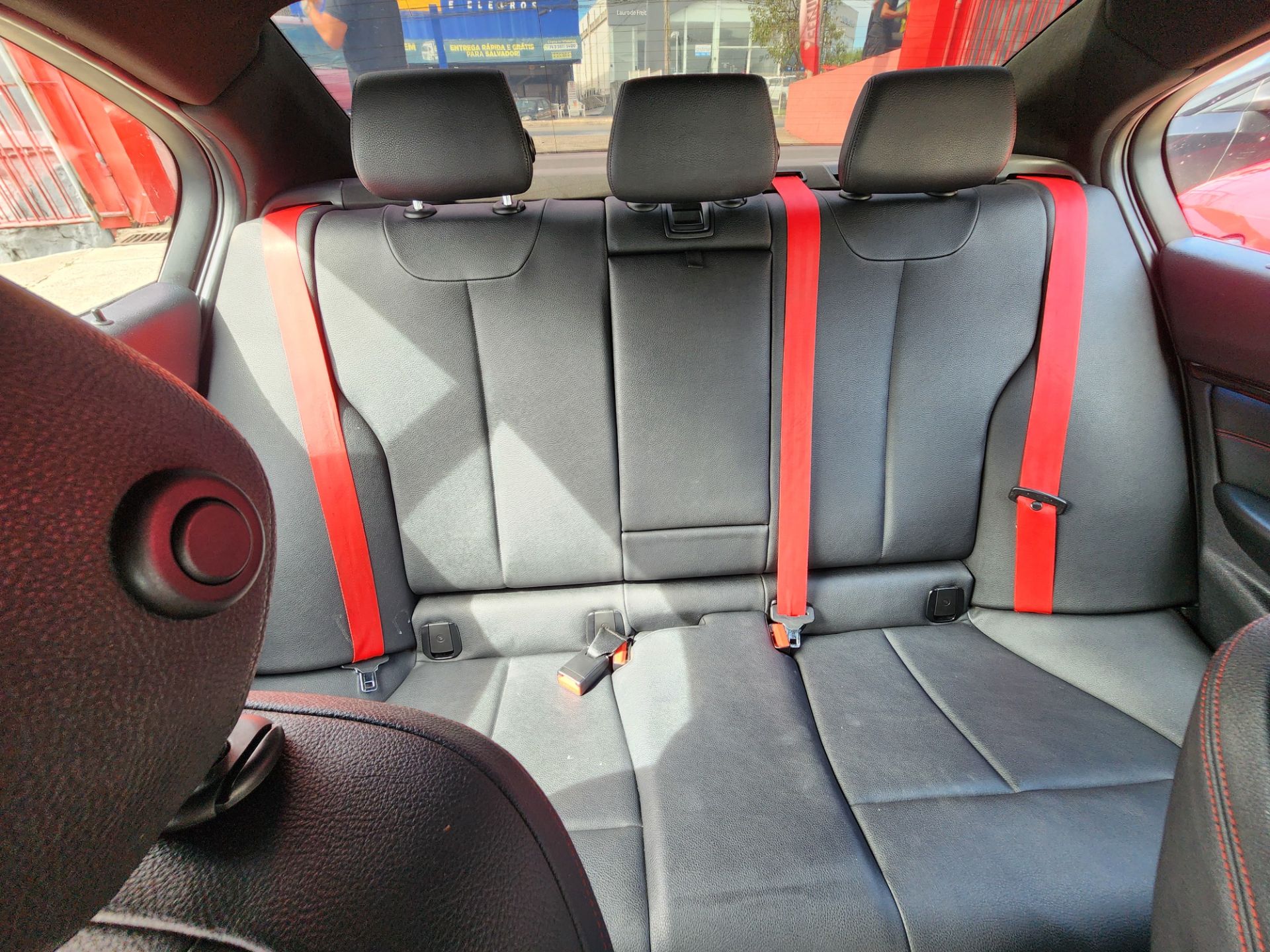 BMW 320i 3b11