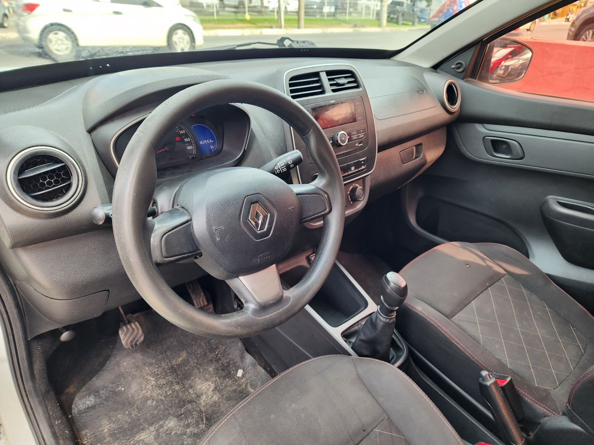 RENAULT kwid zen 10mt