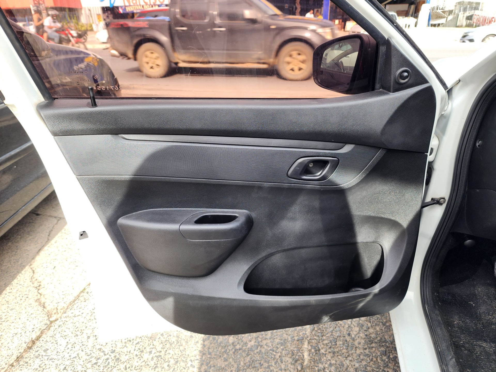RENAULT kwid zen 10mt