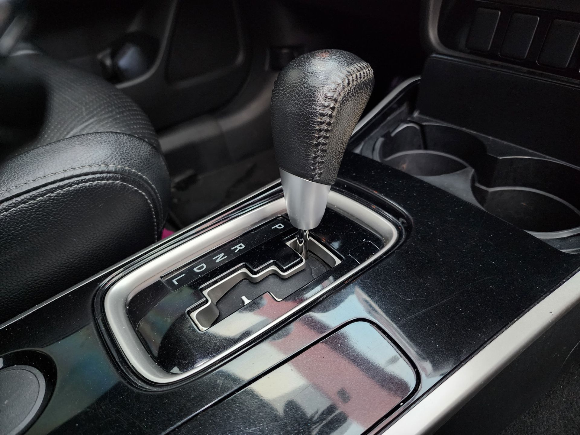 MITSUBISHI mmc outlander 2.0