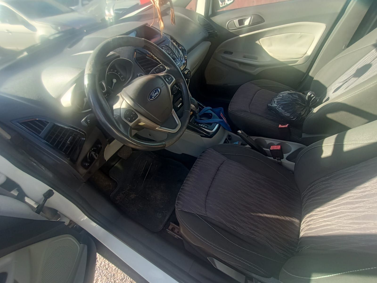 FORD ecosport tit at 2.0