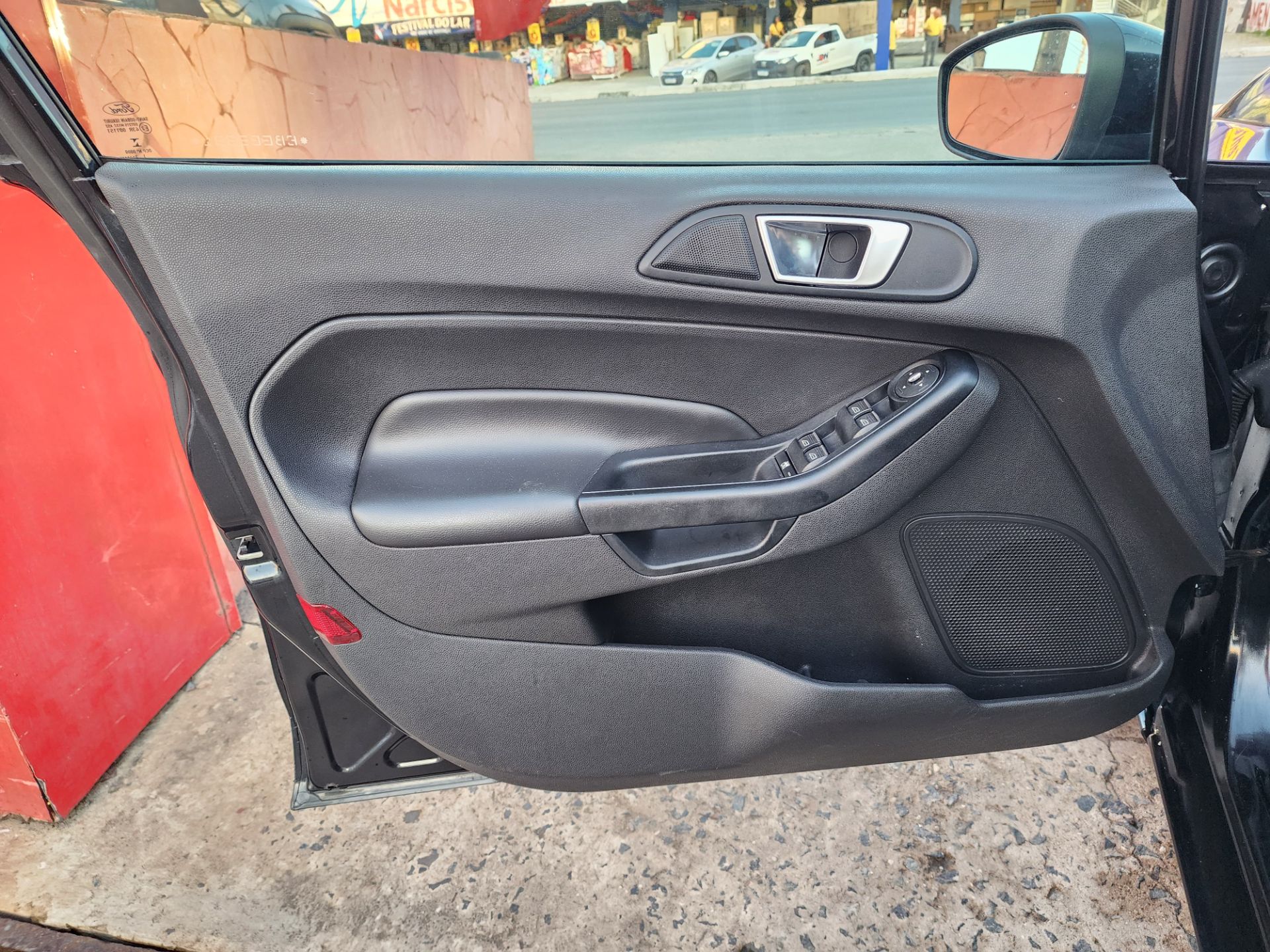FORD fiesta ha 1.6l ti a