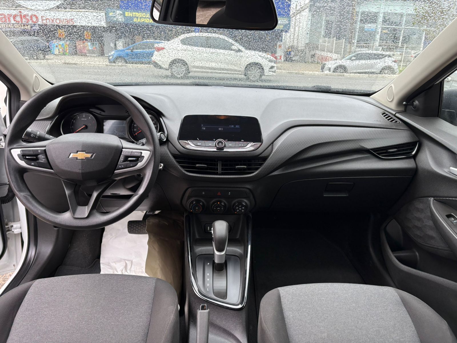 CHEVROLET onix 10tat hb